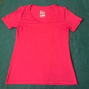 Nike workout top